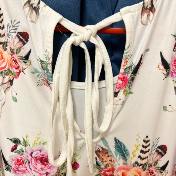 White Western Dress - Picture 2 of 7